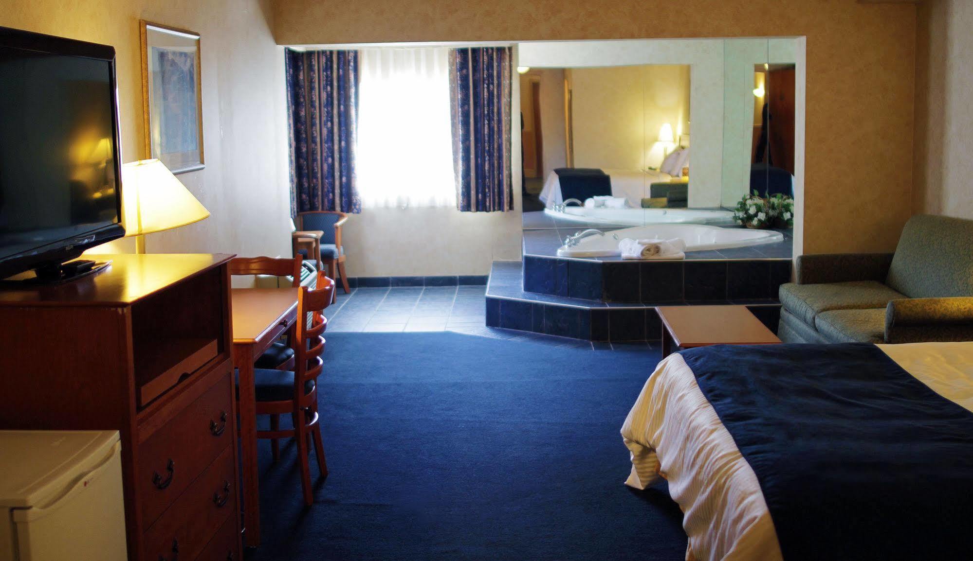 The Glengate Hotel & Suites Niagara Falls Exterior photo