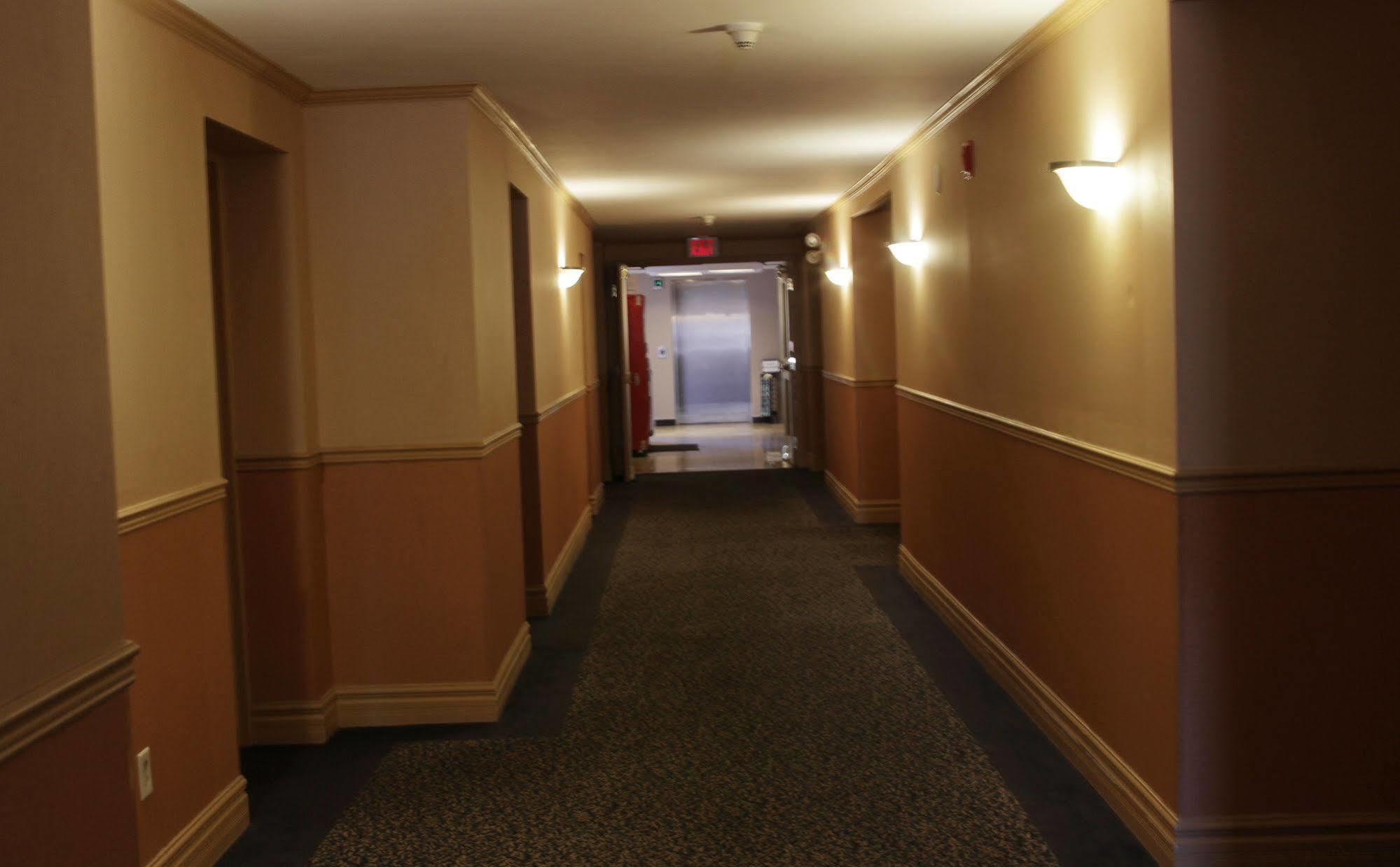 The Glengate Hotel & Suites Niagara Falls Exterior photo